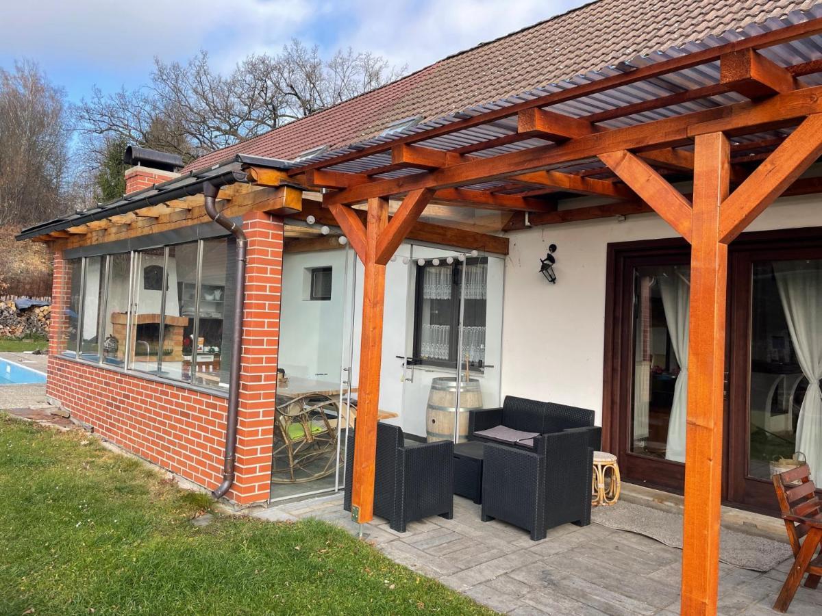Apartman Beruska Krelovice Exterior foto