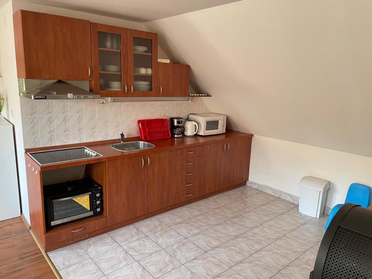 Apartman Beruska Krelovice Exterior foto