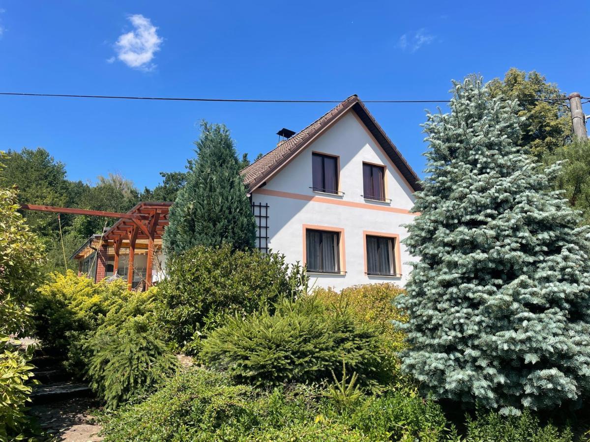 Apartman Beruska Krelovice Exterior foto